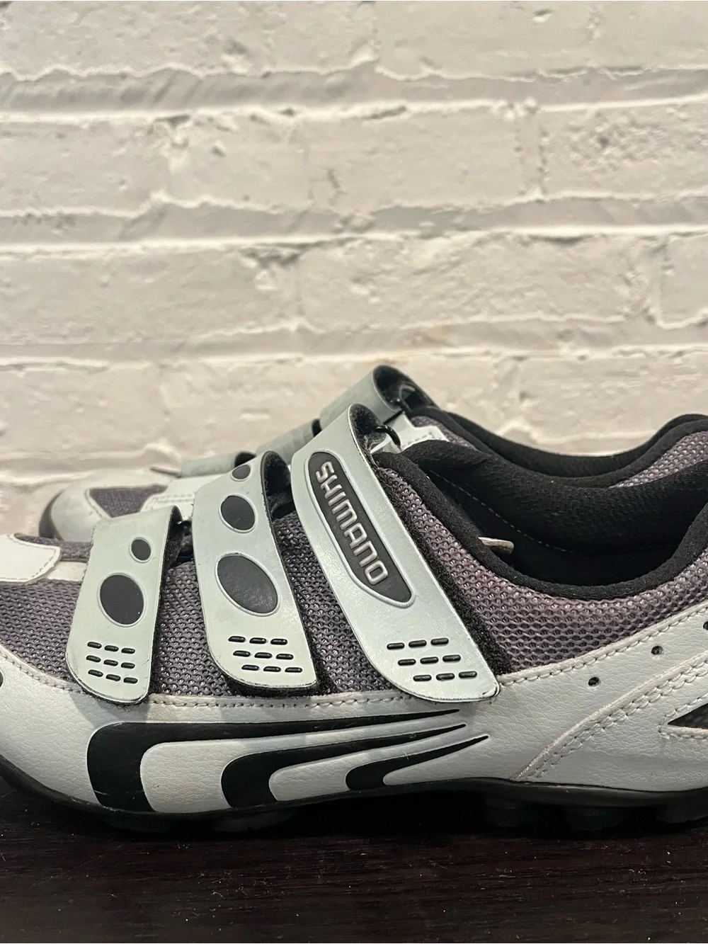 Shimano SH-M 120WA  size 7 US, 40 EU cycling shoes w/SPD cleats